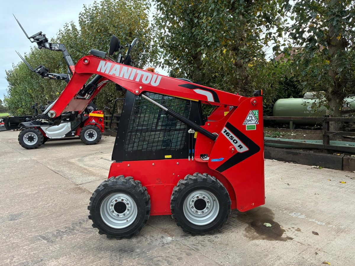 New Manitou 1650R Skid Steer