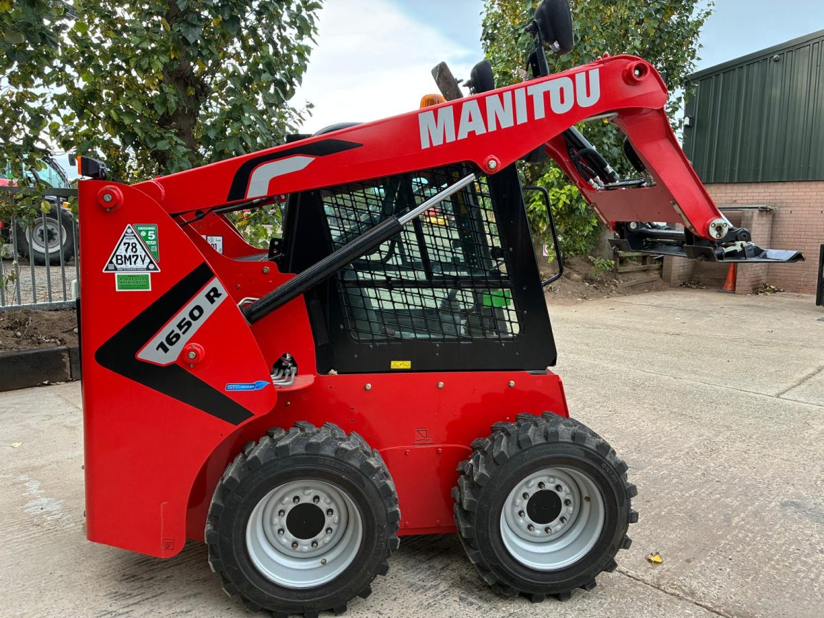 New Manitou 1650R Skid Steer