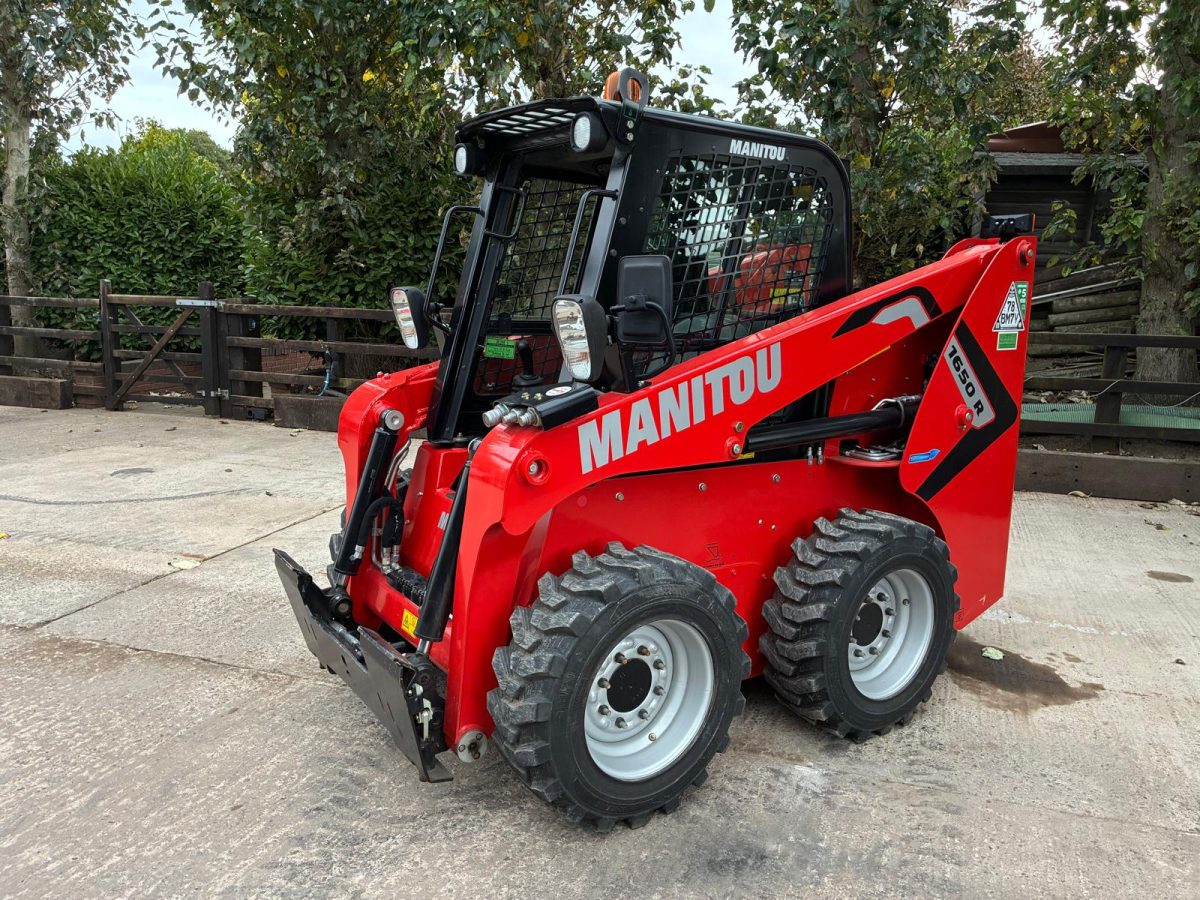 New Manitou 1650R Skid Steer