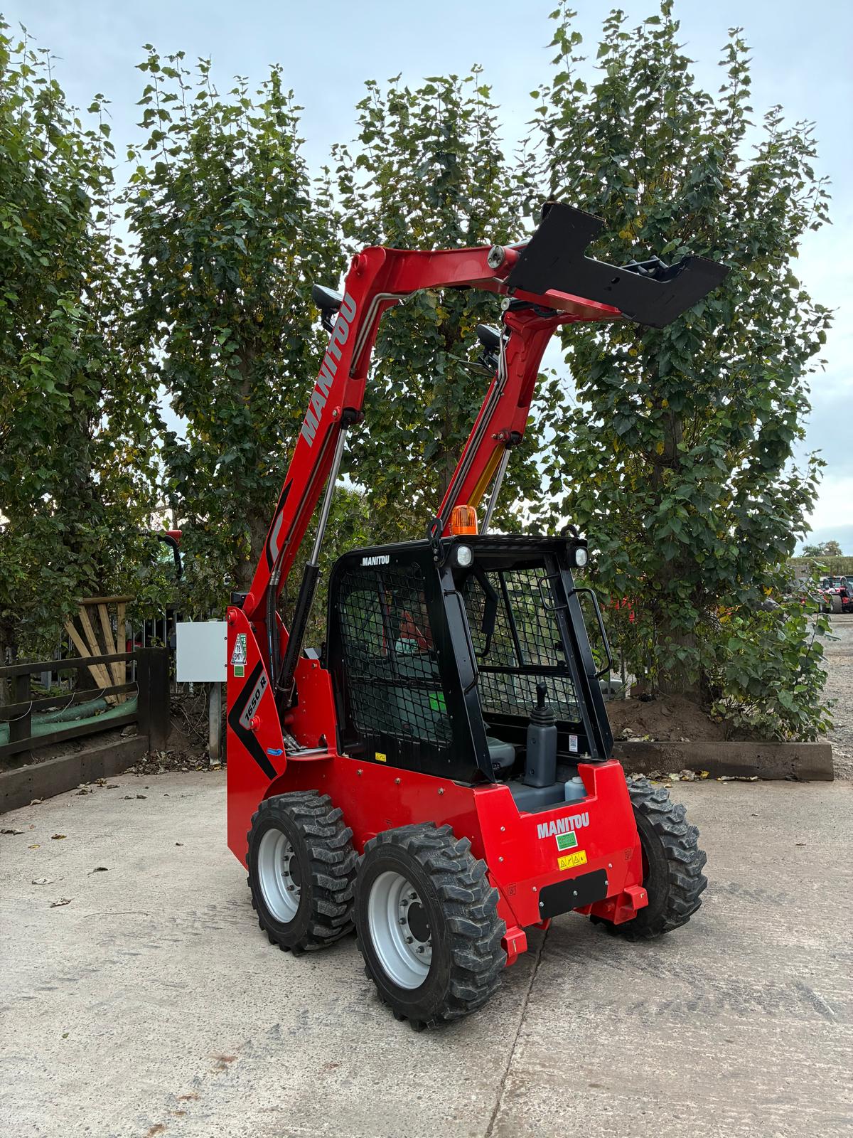 New Manitou 1650R Skid Steer